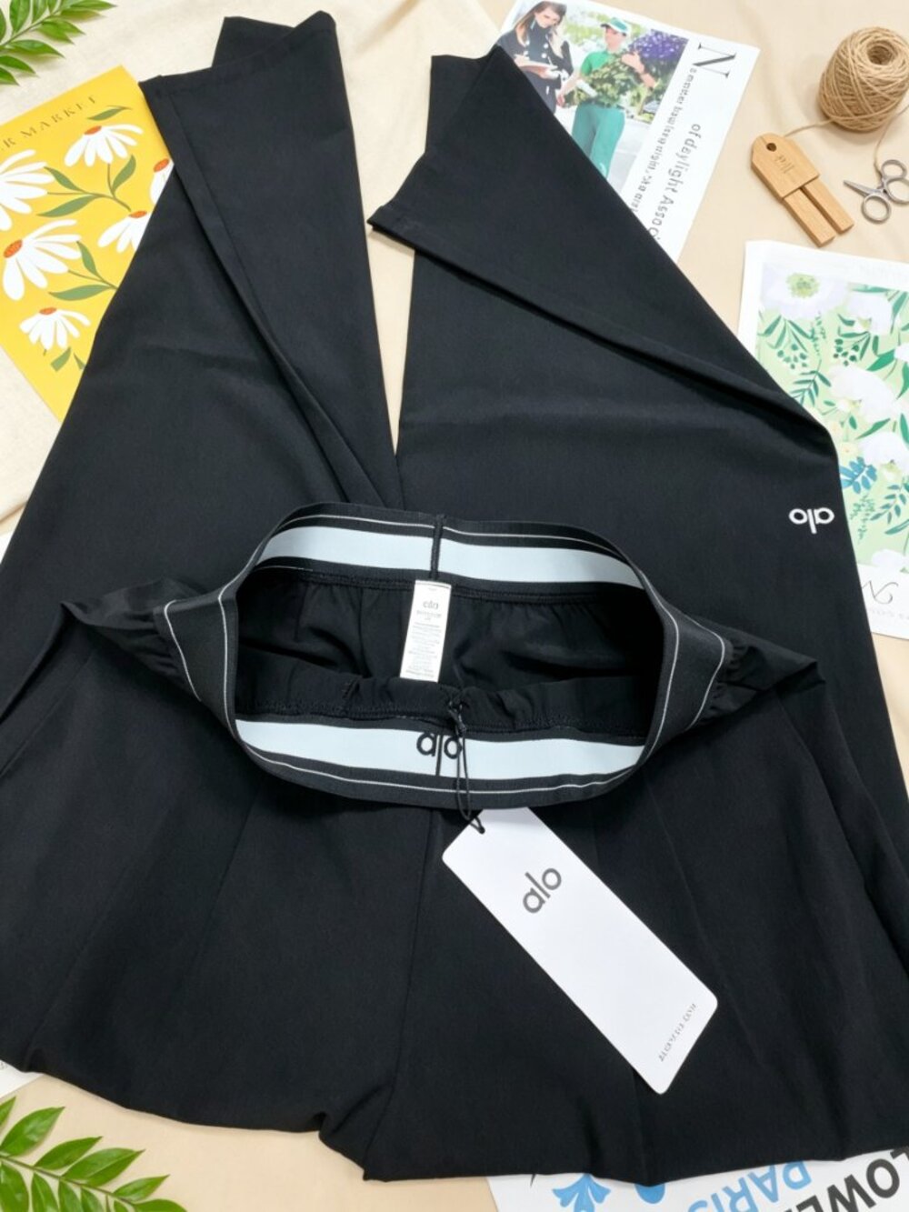 Brand NewšALO Yoga Suit Up Trouser Black Wide LegšRegular 30" Inseam - Picture 6 of 11